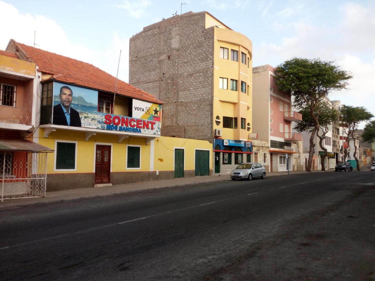 Ferienwohnung Avenida Dr Baltazar Lopes Da Silva 33A Mindelo Exterior foto